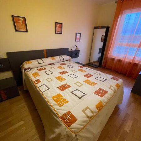 Apartamento Lugo Ciudad Bagian luar foto