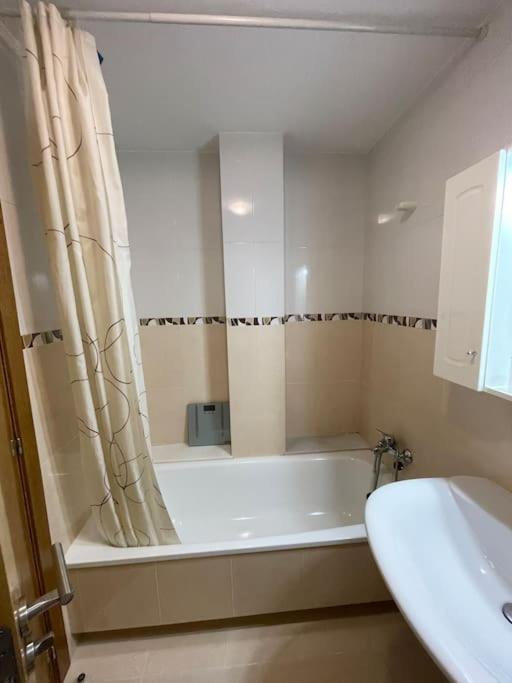 Apartamento Lugo Ciudad Bagian luar foto